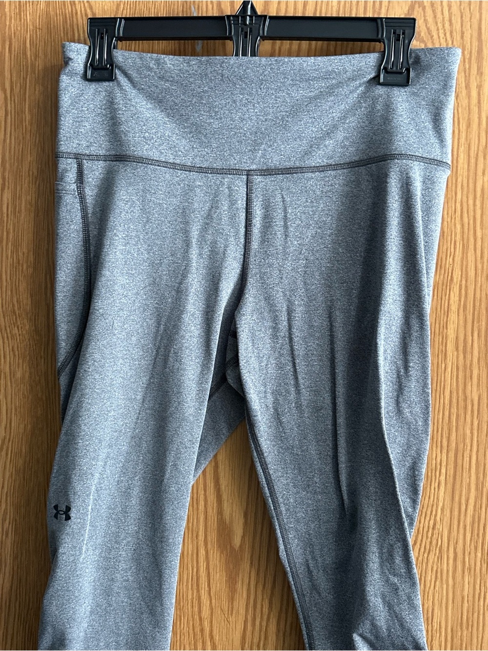 Under Armour Women’s Heather Gray Athletic Leggings